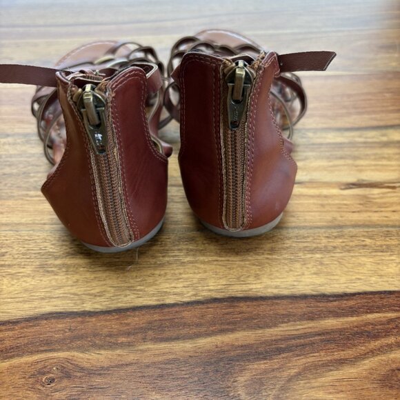 Women's Strappy Sandals - Size 7 - Picture 2 of 2